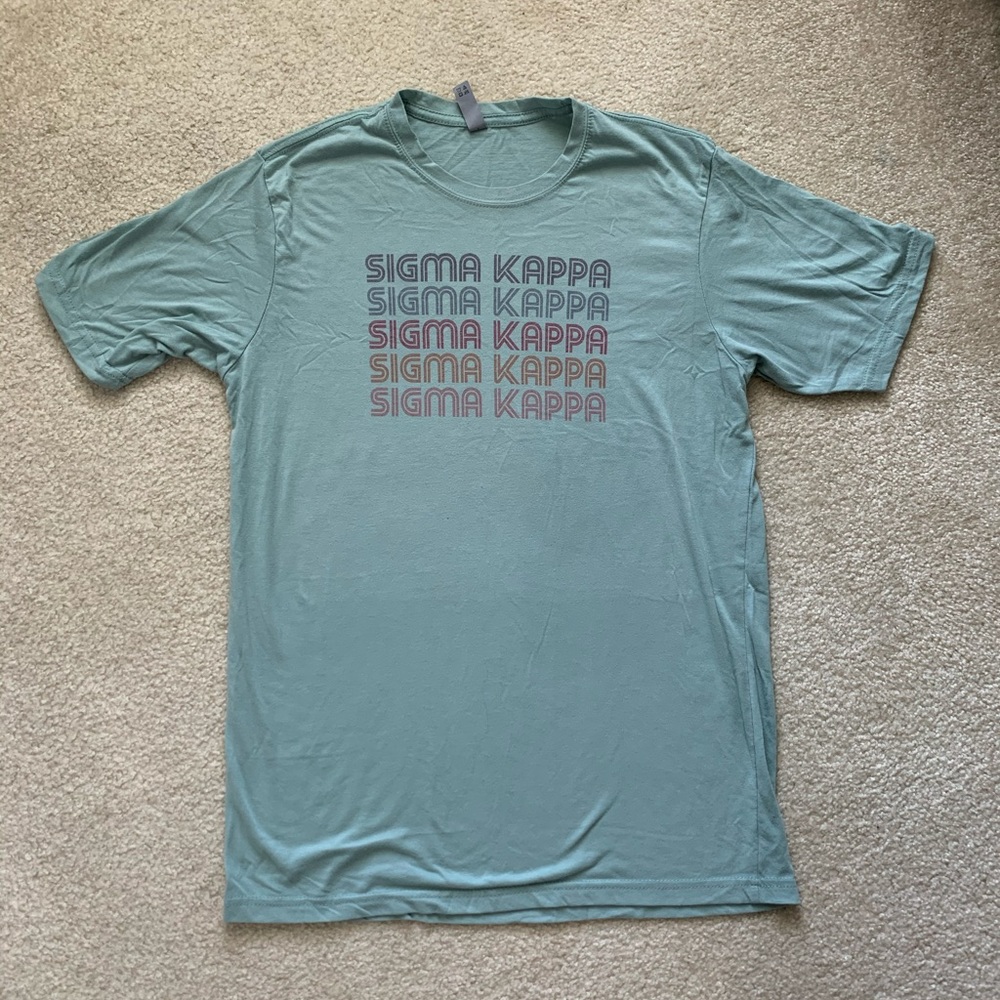 Sigma kappa short sleeve medium